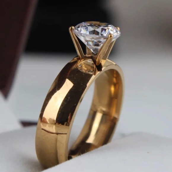 NEW STAINLESS STEEL BRIDAL RING - Picture 3 of 6